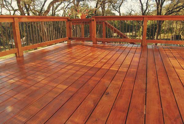 3 Top Color Choices for Staining Your Deck