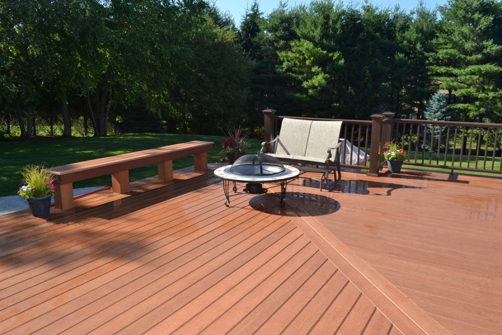 A Guide to Maximizing Your Deck Space