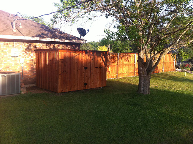 Fence Staining Nashville TN