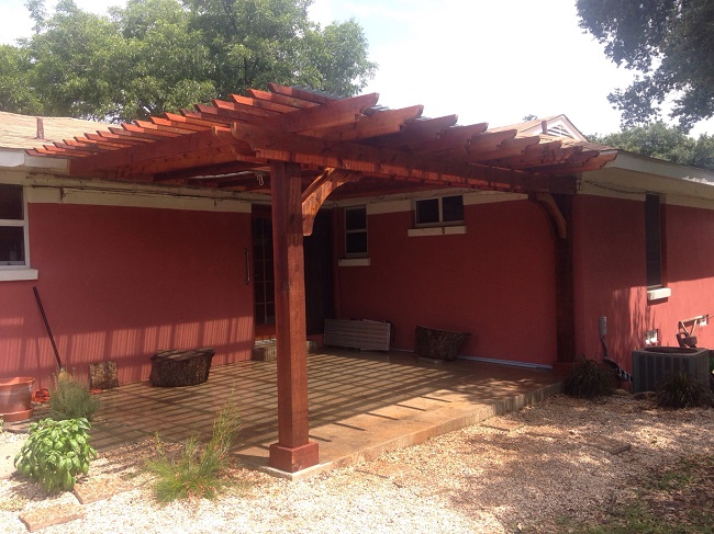 How A Pergola Will Transform Your Backyard