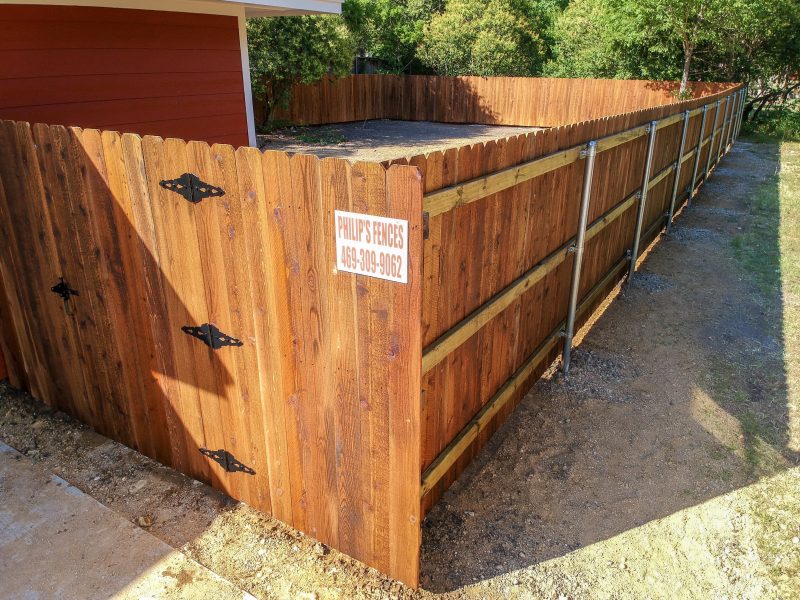 Tips for Selecting the Best Fence for Your Yard