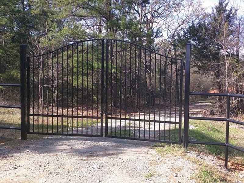 Metal Fences & Gates