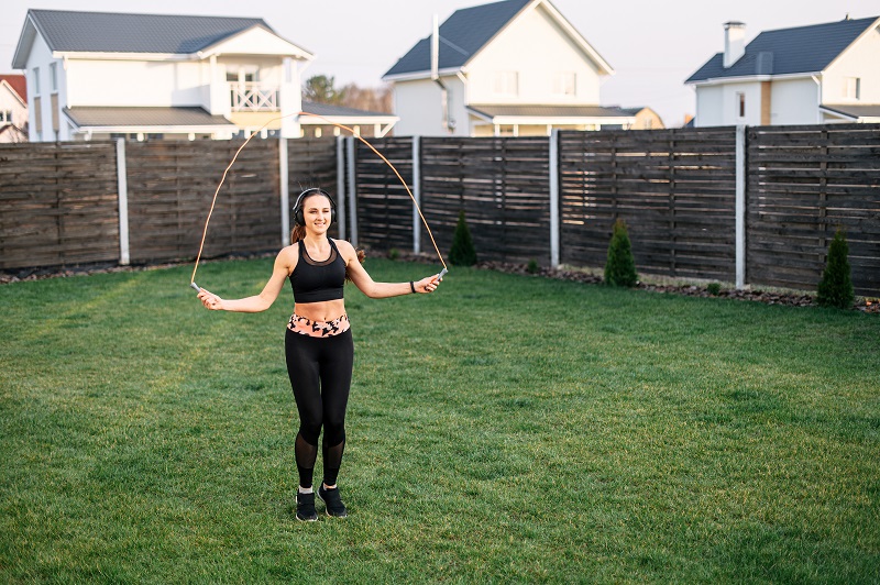 How a Fence Contractor Can Help You Exercise at Home