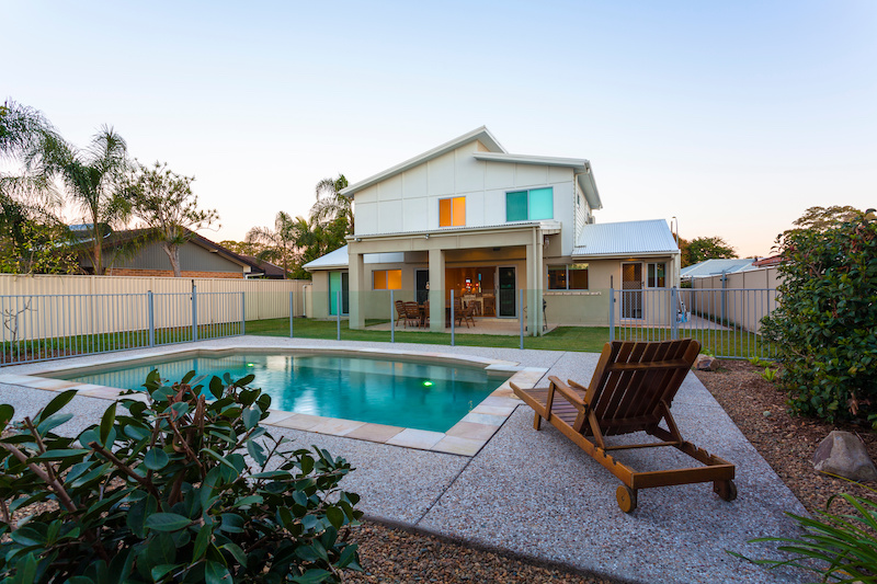 custom pool fence